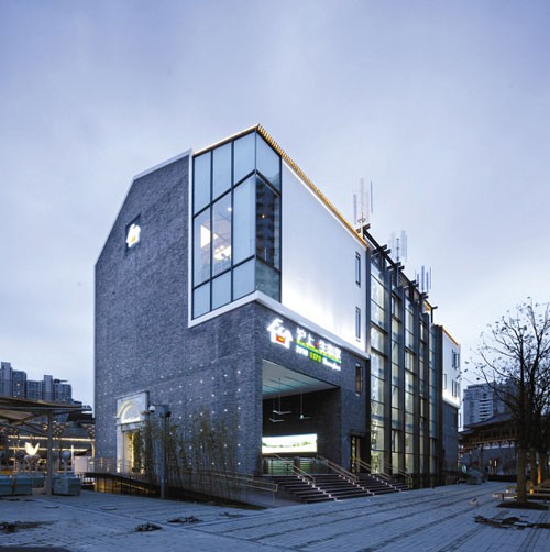 滬上生態(tài)家，垃圾造出的寶貝屋1