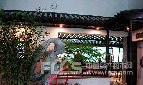 進門處的蘇州小庭院