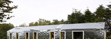 MVRDV在英國鄉村設計“平衡的谷倉”度假屋 5