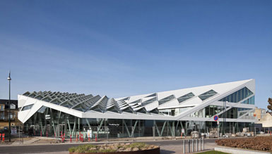 3XN設(shè)計(jì)丹麥Middelfart儲(chǔ)蓄銀行 2