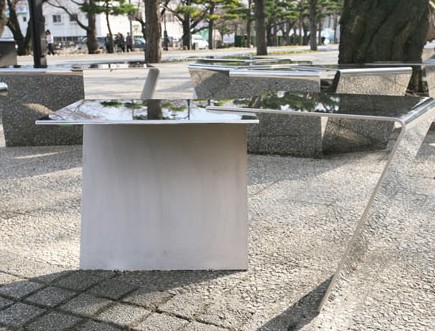 富士山中的鏡面座椅4