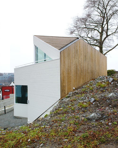 HeleamHard建筑事務所設計的三棟房子