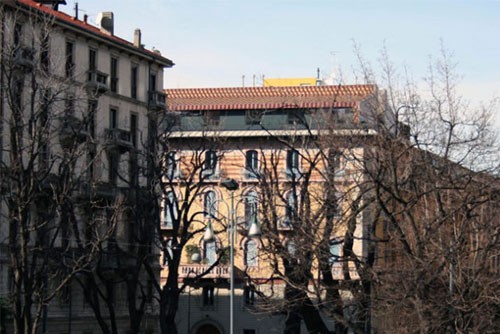 意大利米蘭屋頂房：De Amicis 2