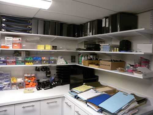 G-GB事務(wù)所一角：美國(guó)人的裝備豪華