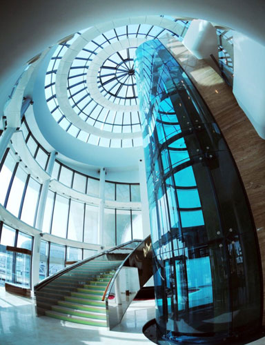 阿布扎比亞斯島游艇俱樂部：OOA 5