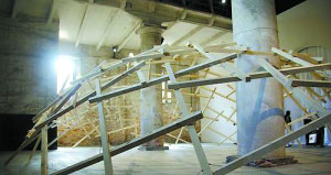 未來建筑貓一撞就倒？3