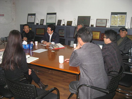 華太設計與日本同行在華太設計工場交流