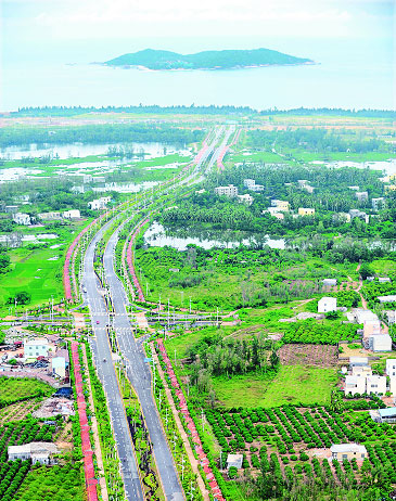 海棠灣三縱九橫交通網(wǎng)基本建成。