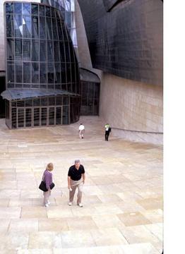 空曠的畢爾巴鄂博物館