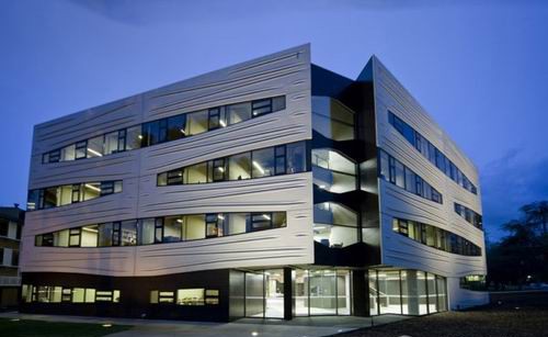 赫德利?布爾中心1