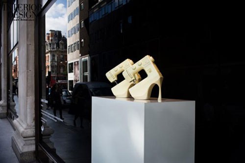 高跟鞋博物館櫥窗設(shè)計5