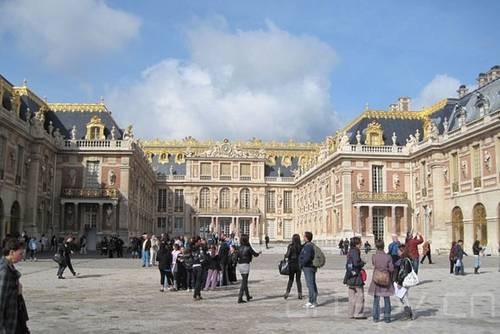 凡爾賽宮村上隆個展現場欣賞6