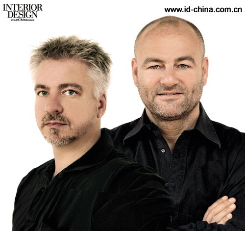 Henrik Holbaek 與Claus Jeen