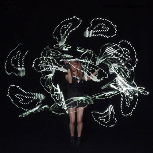 Moritz Waldemeyer為流行音樂巨星Ellie Goulding設(shè)計(jì)激光舞美-2