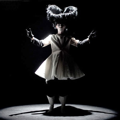 法國(guó)藝術(shù)家Gwen van den Eijnde最新作品展-3