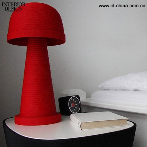 Andreas Kowalewski設計長柄蘑菇燈-2