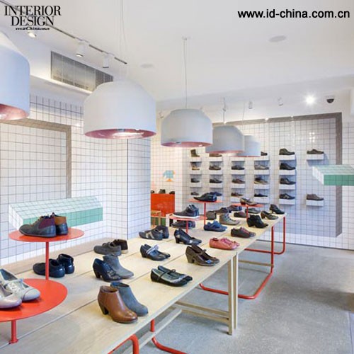 Tomás Aloo設計倫敦露營鞋店-1