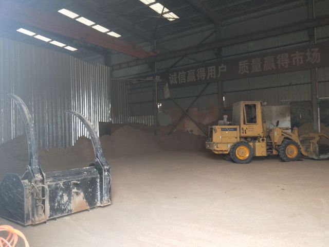 涪陵廠區環境木屑顆粒一角